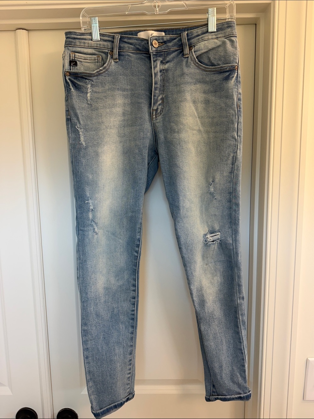 KanCan Light Wash Distressed Ankle Jeans - Faded Blue